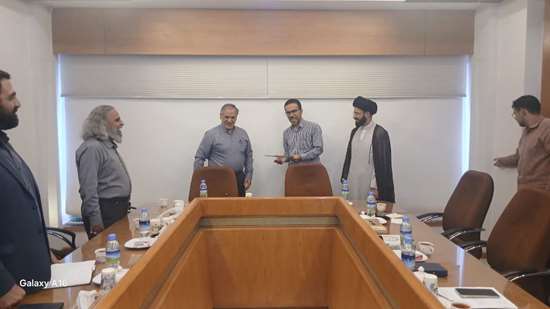 دکتر حجت طائی عضو هیات علمی گروه منهدسی هوا فضای دانشکده فنی و مهندسی را به عنوان دبیر هم اندیشی استادان و نخبگان دانشگاهی دانشگ 