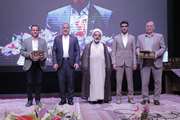 استادان دانشگاه،بزرگترین گروه مرجع در بین جوانان هستند