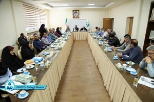 نشست اعضای هیات علمی دانشکده شیمی با رئیس دانشگاه اصفهان