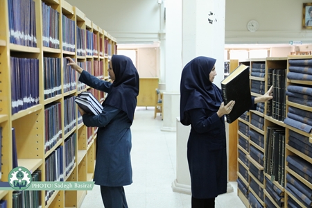 بخش مرجع، پایان نامه‌ها و خدمات اطلاعاتی کتابخانه مرکزی دانشگاه اصفهان