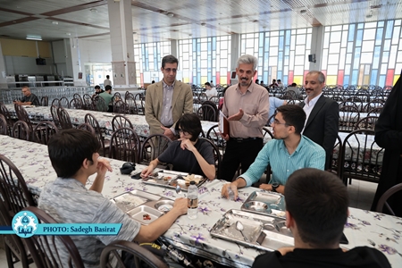 بازدید مسئولان دانشگاه از رستوران های دانشجویی دانشگاه اصفهان