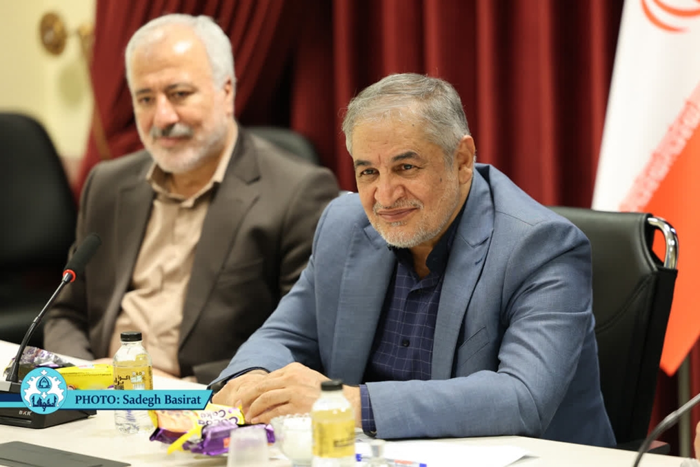 دکتر رکنی‌زاده: پیشرفت و اقتدار کشور مرهون عقلانیت علمی دانشگاه‌هاست / پیگیری جدی تأسیس دانشکده حقوق و علوم سیاسی و گسترش همکاری‌های بین‌رشته‌ای در عصر هوش مصنوعی